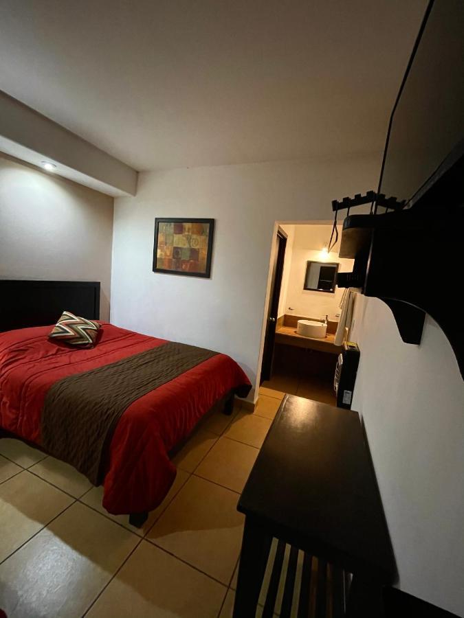 Hotel Los Valles Creel Esterno foto